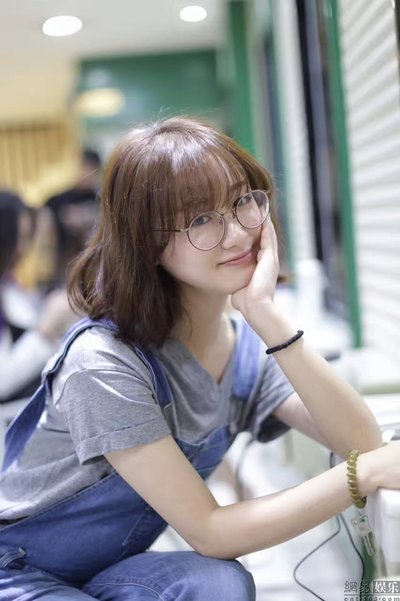装A影后被我捡回家后